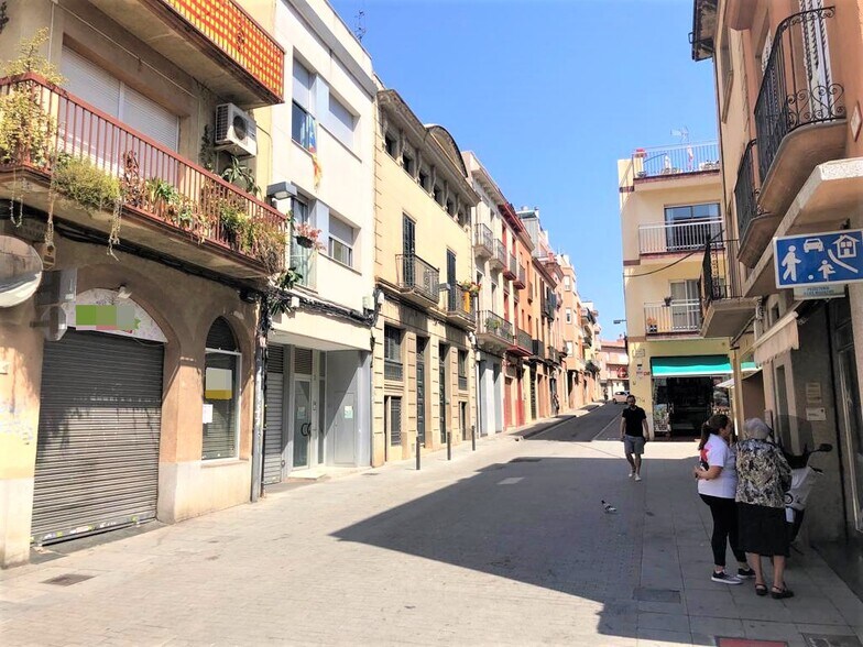 Commerce de détail dans Mataró, Barcelona à louer - Photo du bâtiment - Image 3 de 10