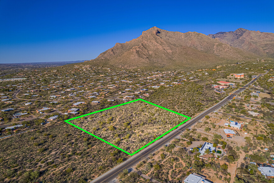 450 Magee rd, Tucson, AZ for sale - Primary Photo - Image 1 of 3