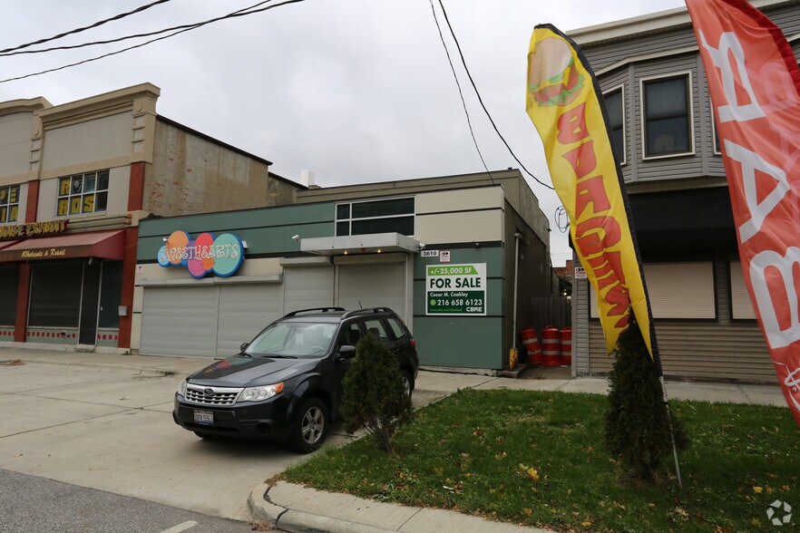 3610 Superior Ave, Cleveland, OH à vendre - Photo du bâtiment - Image 2 de 6
