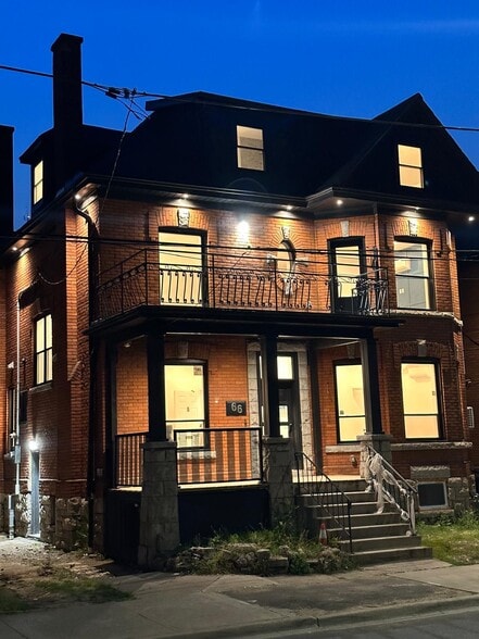 66 Wellington St S, Hamilton, ON à vendre - Photo du bâtiment - Image 2 de 38