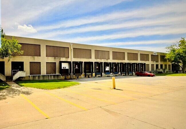 More details for 4121 Dixon St, Des Moines, IA - Industrial for Lease