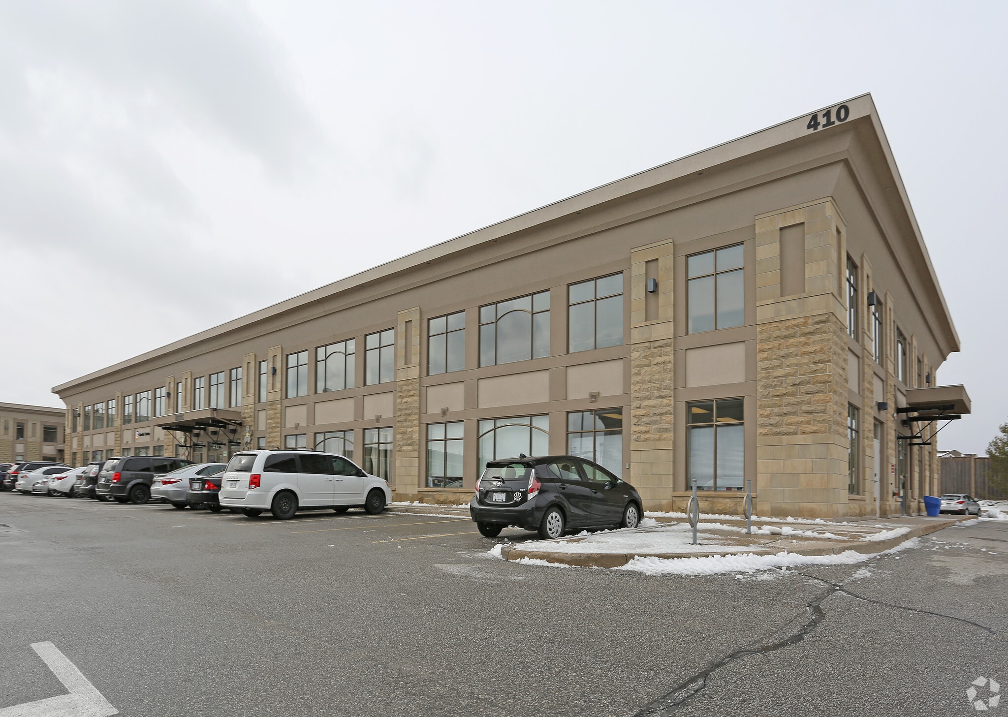 410 Bronte St S, Milton, ON à vendre Photo principale- Image 1 de 1