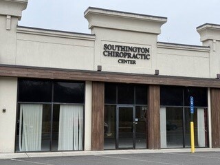 474 N Main St, Southington, CT à louer - Photo du bâtiment - Image 2 de 10