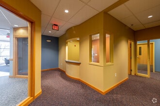 10 Corporate Dr, Bedford, NH for lease Matterport 3D Scan- Image 1 of 10