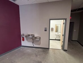 351-355 N Ronald Reagan Blvd, Longwood, FL for lease Building Photo- Image 1 of 3