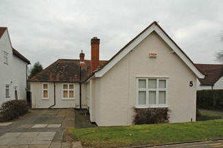 More details for 5 Gernon Walk, Letchworth Garden City - Office for Sale