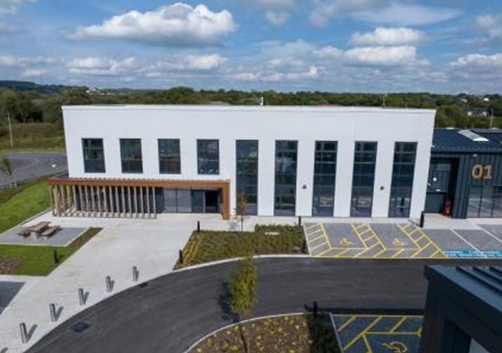 111 Gate Rd, Penygroes for lease - Building Photo - Image 1 of 6