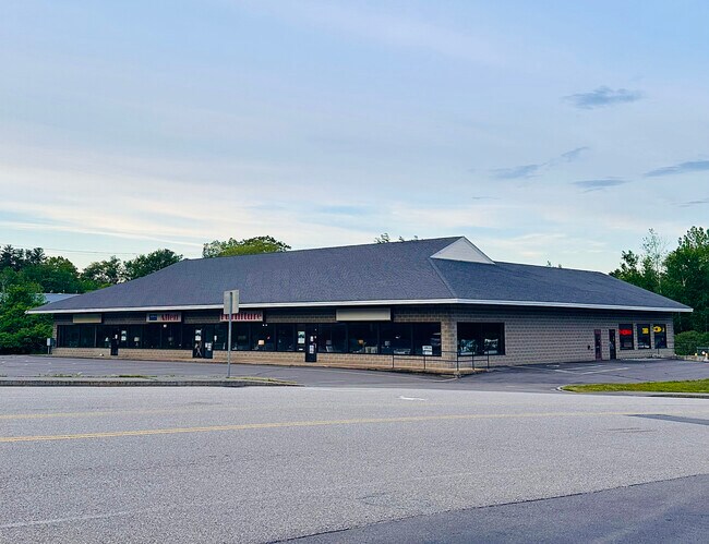 More details for 97 Plaistow Rd, Plaistow, NH - Retail for Lease