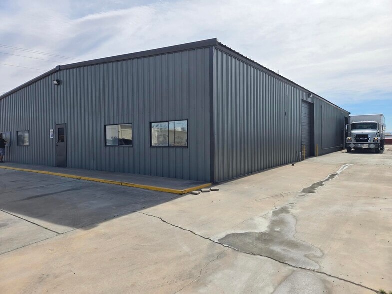 1470 E Gardena Rd, Fort Mohave, AZ for lease - Building Photo - Image 3 of 9