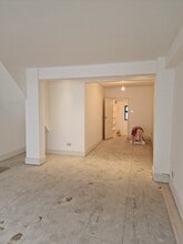 14 Baker St, Weybridge for lease Interior Photo- Image 2 of 4