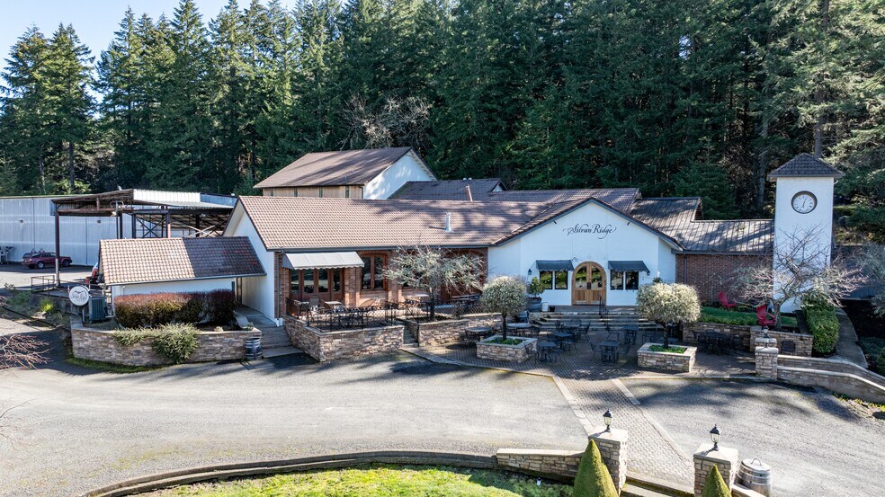 27012 Briggs Hill Rd, Eugene, OR à vendre - Photo du bâtiment - Image 2 de 32