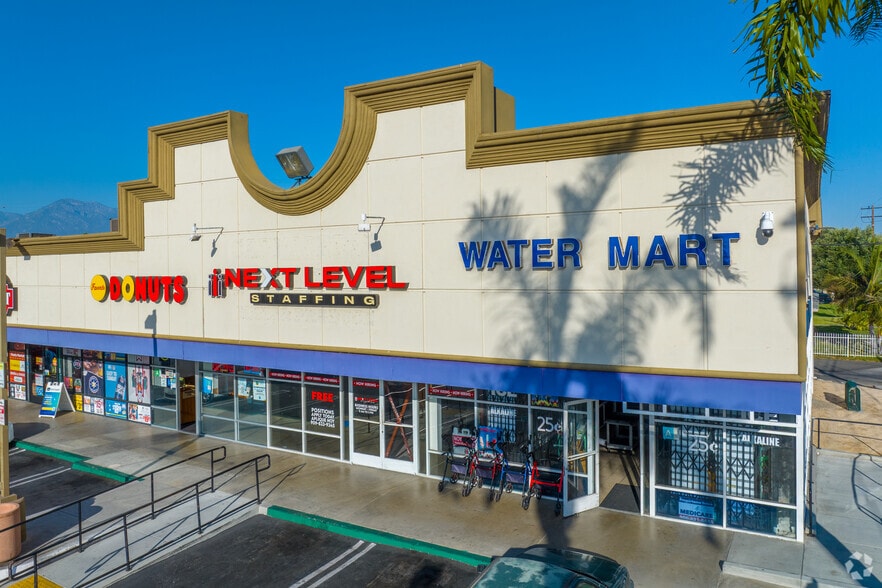 2286-2296 S Garey Ave, Pomona, CA for sale - Primary Photo - Image 1 of 8