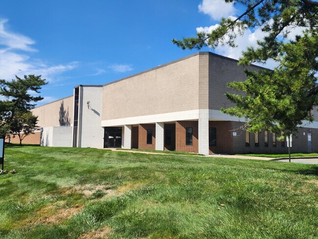 Plus de détails pour 70 Newfield Ave, Edison, NJ - Industriel à louer