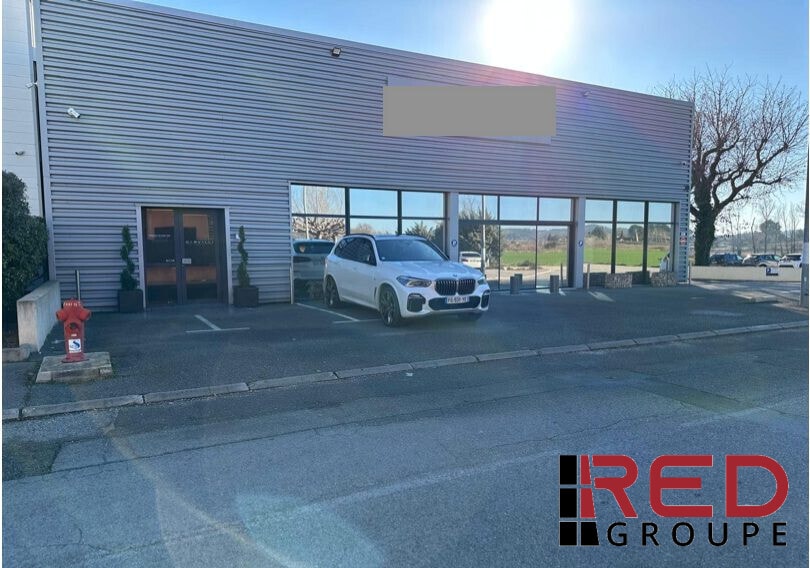 Retail in Éguilles for lease - Building Photo - Image 3 of 3