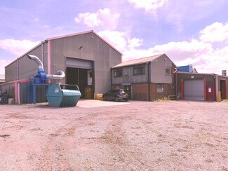 Plus de détails pour Units 1&2 Hillcrest, Brighouse Road, Hipperholme - Industriel à louer