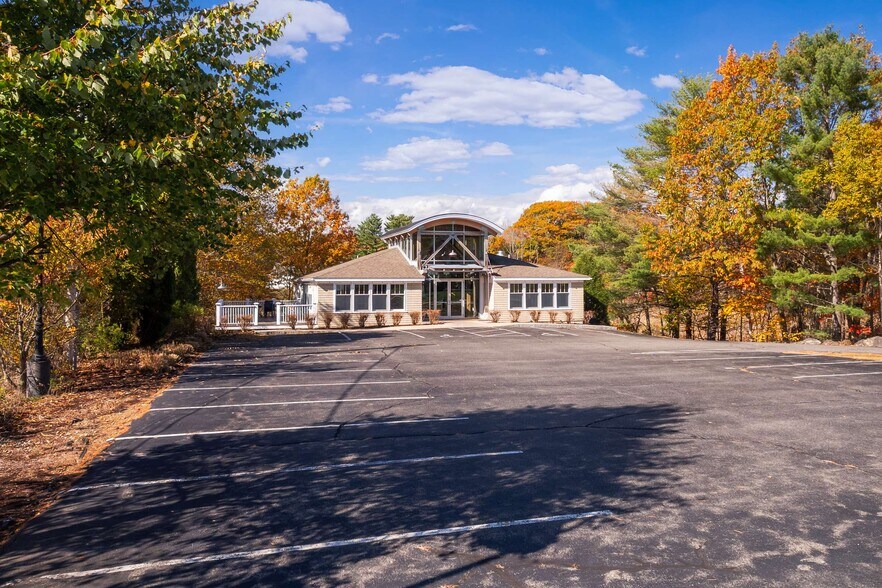 57-59 State Rd, Kittery, ME à vendre - Photo du bâtiment - Image 3 de 26