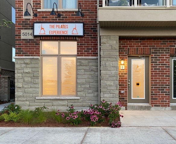 5014 Serena Dr, Beamsville, ON à vendre - Photo du bâtiment - Image 2 de 7