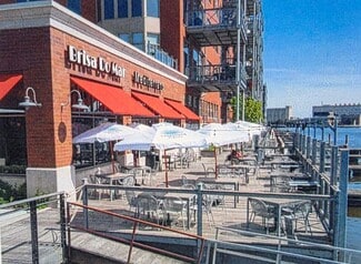 Plus de détails pour 509-643 E Erie St, Milwaukee, WI - Multi-résidentiel à vendre