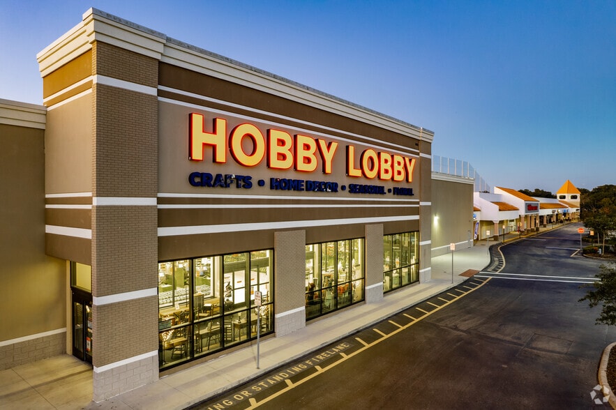 3697 Lake Emma Rd, Lake Mary, FL for lease - Building Photo - Image 2 of 36