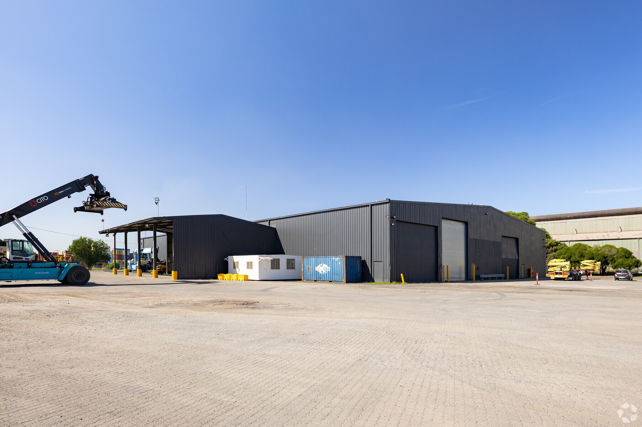 525 Geelong Rd, BROOKLYN for lease Primary Photo- Image 1 of 5