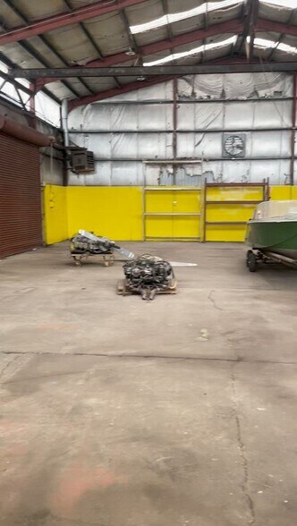 50 Drummond Ave, Hubbard, OH à louer - Vidéo sur l’inscription commerciale - Image 2 de 22