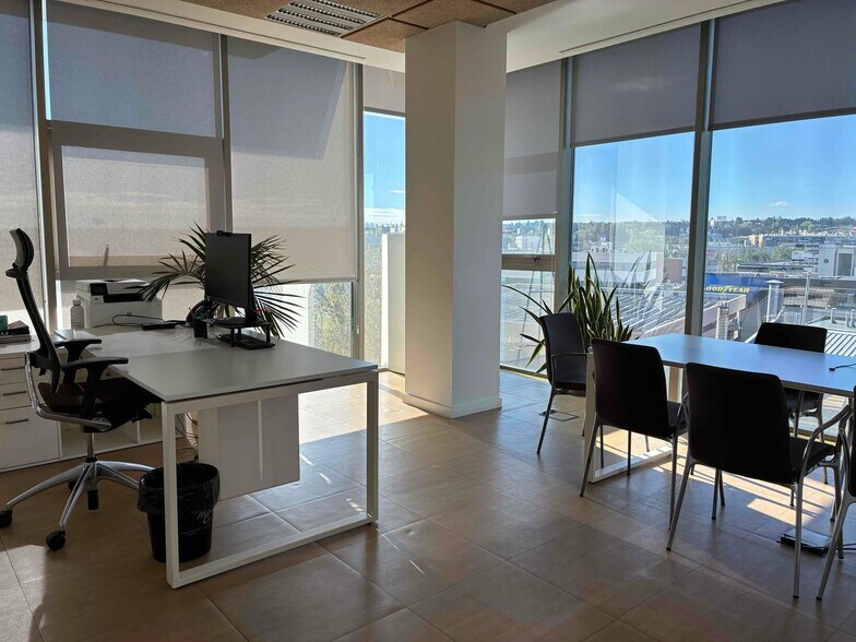 Bureau dans Alcobendas, Madrid à vendre - Photo du bâtiment - Image 2 de 18