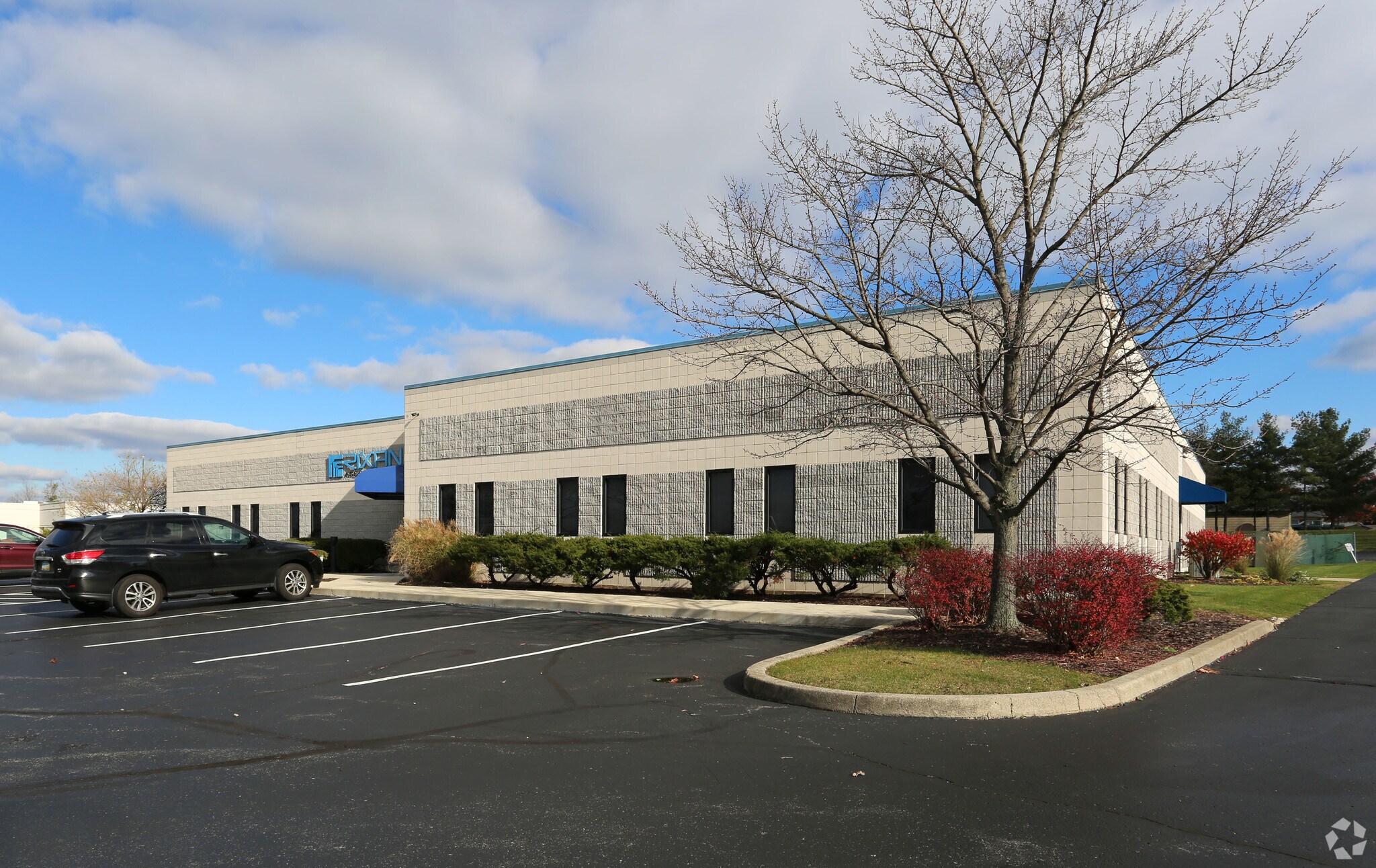 7560-7566 Paragon Rd, Centerville, OH à vendre Photo principale- Image 1 de 5