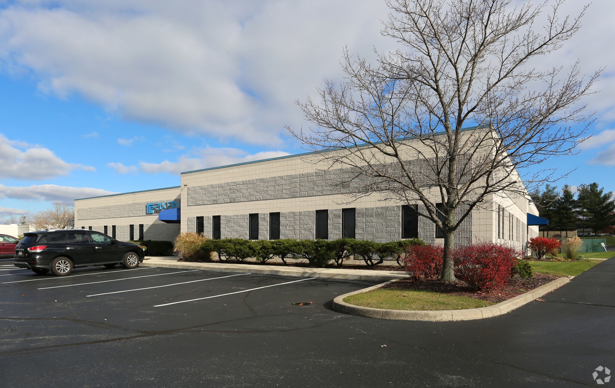 7560-7566 Paragon Rd, Centerville, OH for sale Primary Photo- Image 1 of 5