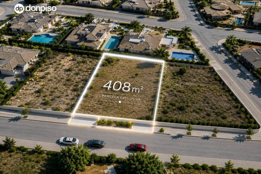 Calle Atenas, 10, Atarfe, Granada for sale - Building Photo - Image 2 of 33