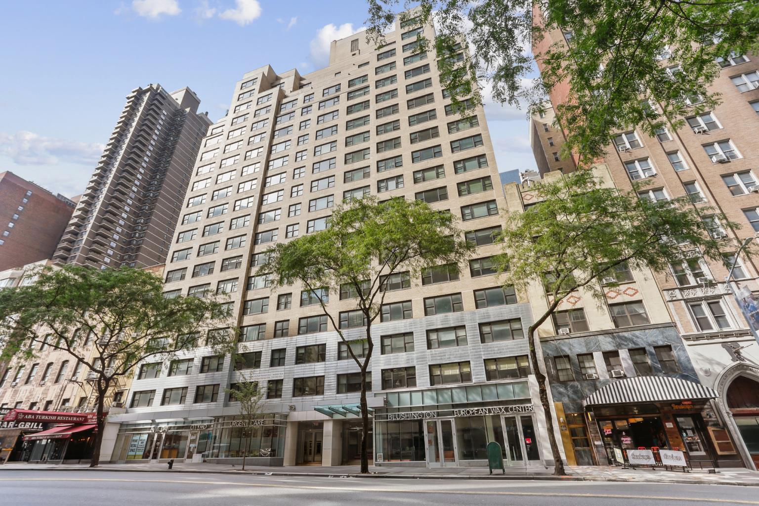 330 W 58th St, New York, NY à louer Photo principale- Image 1 de 12