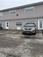 418 Roosevelt Dr, Derby, CT à louer Photo intérieure- Image 1 de 7