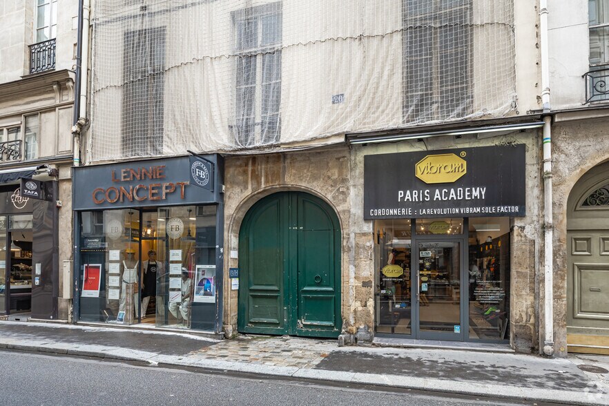 20 Rue Des Petits Champs, Paris à louer - Photo du bâtiment - Image 3 de 3