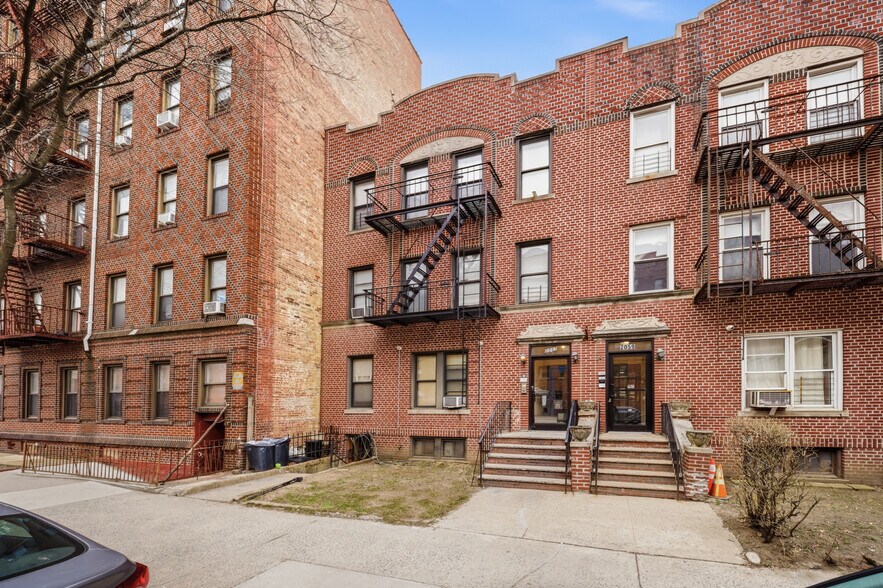 2057 Ocean Ave, Brooklyn, NY à vendre - Photo du bâtiment - Image 2 de 12
