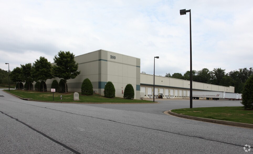 2160 Breckinridge Blvd, Lawrenceville, GA à louer - Photo du bâtiment - Image 3 de 3