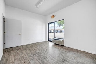 4601 E Moody Blvd, Bunnell, FL for lease Interior Photo- Image 1 of 10