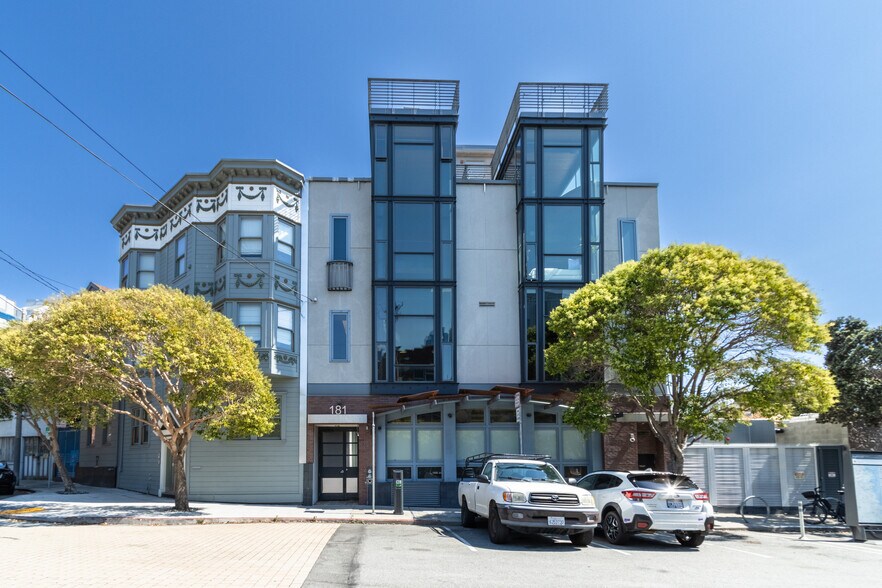 181 S Park St, San Francisco, CA à louer - Photo du bâtiment - Image 2 de 13