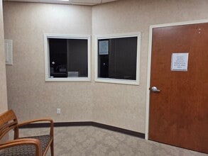 14 Vanderventer Ave, Port Washington, NY for lease Interior Photo- Image 2 of 17