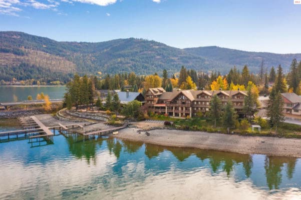 The Lodge at Sandpoint portfolio of 2 properties for sale on LoopNet.ca - Primary Photo - Image 1 of 7