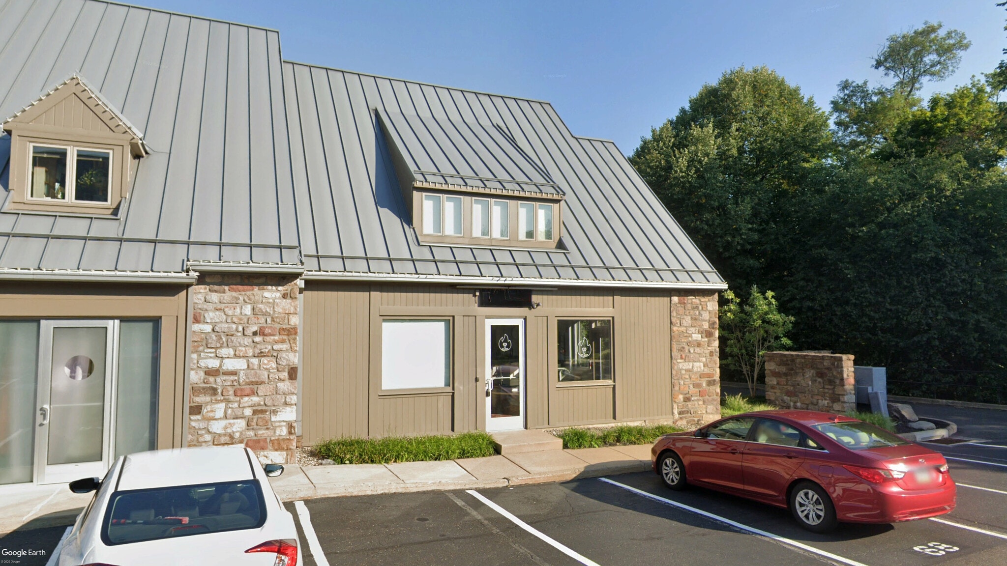 301-307 Horsham Rd, Horsham Township, PA for lease Building Photo- Image 1 of 1