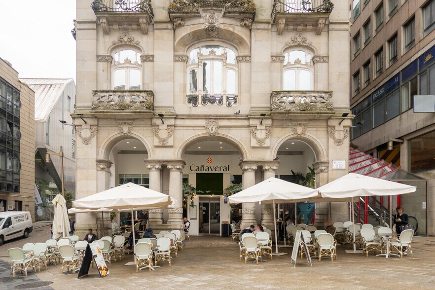 Commerce de détail dans Vigo à louer - Photo du bâtiment - Image 2 de 50