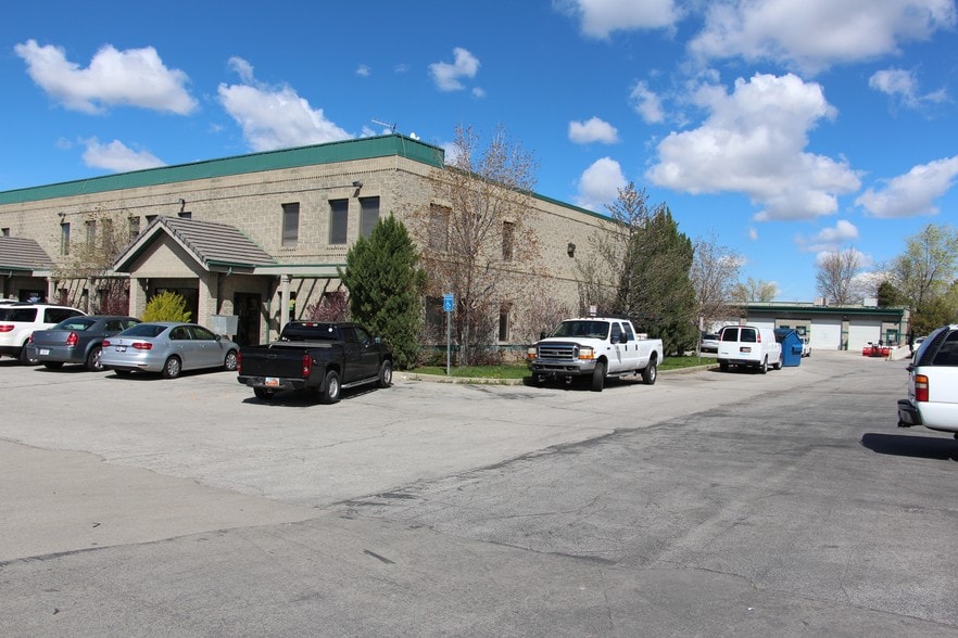 1116 W 500 S, West Bountiful, UT for lease - Building Photo - Image 2 of 7