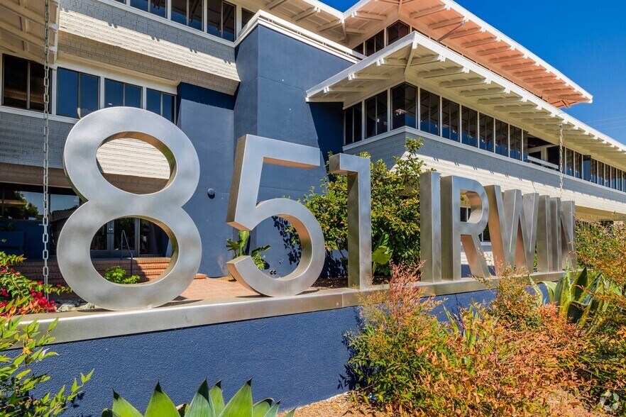 851 Irwin St, San Rafael, CA à louer - Photo du bâtiment - Image 3 de 16