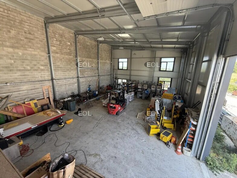 Flex in Rozay-en-Brie for sale - Interior Photo - Image 1 of 6