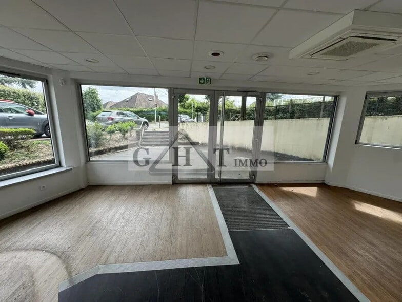 Commerce de détail dans Longjumeau à vendre - Photo intérieure - Image 2 de 7