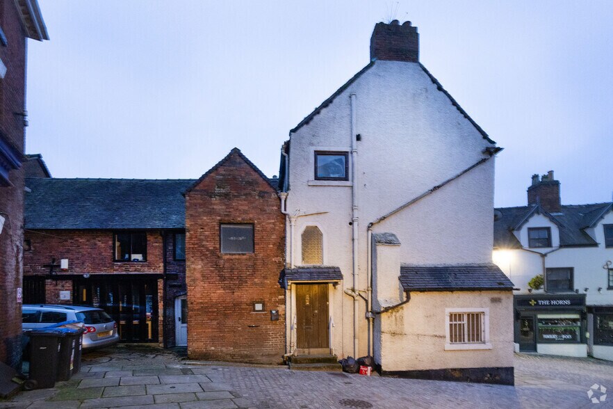 11 Victoria Sq, Ashbourne à louer - Photo du bâtiment - Image 2 de 2