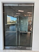 4 Hutton Centre Dr, Santa Ana, CA for lease Building Photo- Image 1 of 6