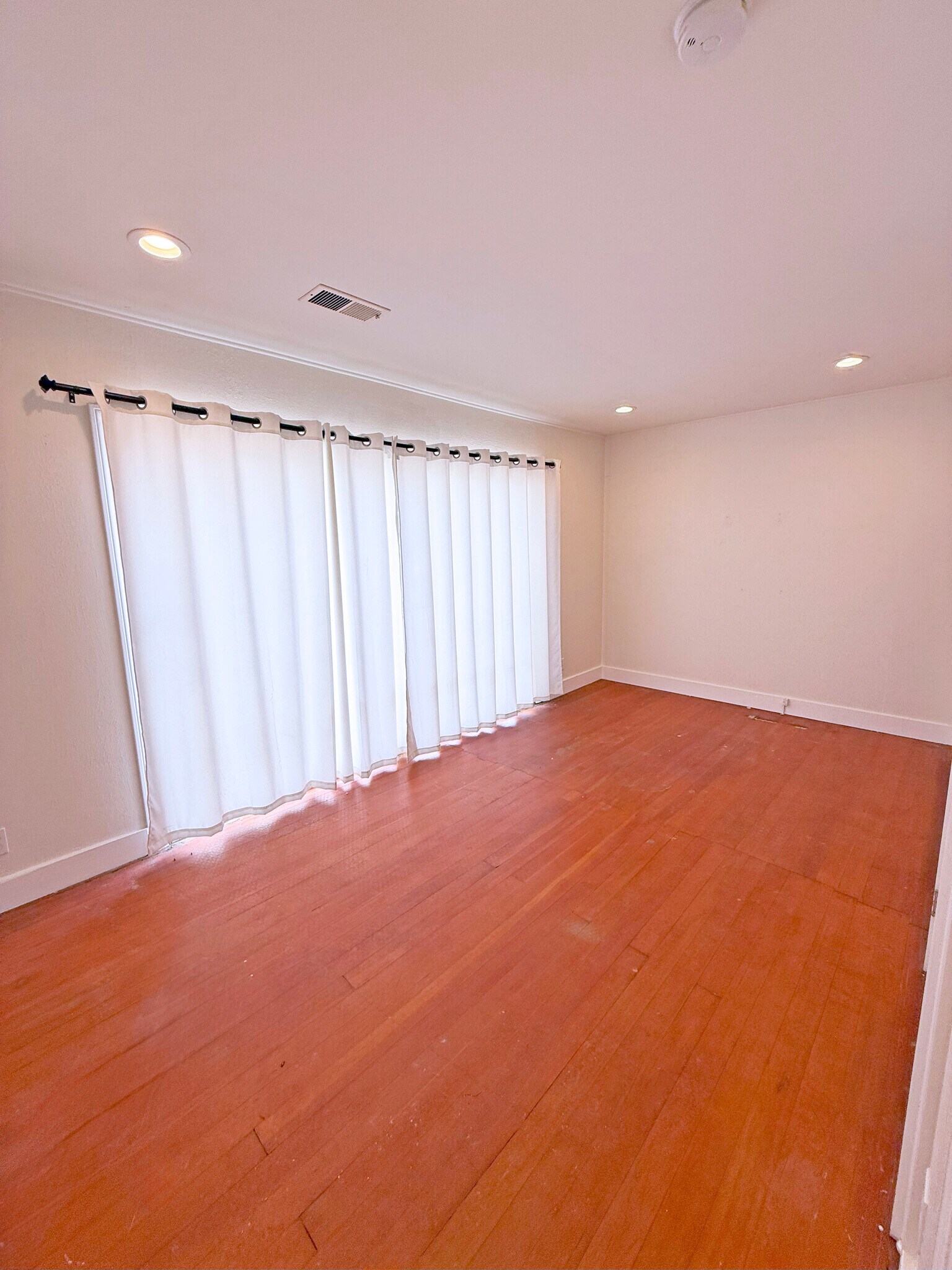 19404 Highway 12, Sonoma, CA for lease Interior Photo- Image 1 of 12