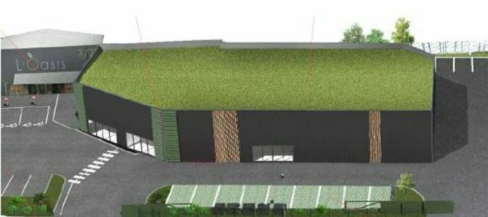 Retail in SAINT-JEAN-D'ILLAC for lease - Building Photo - Image 1 of 3