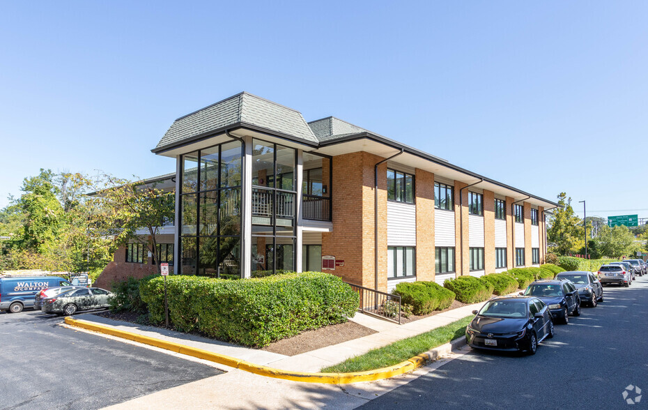 8422 Bellona Ln, Towson, MD for lease - Building Photo - Image 2 of 5