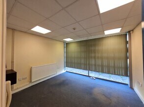 Pond Rd, Ebbw Vale for lease Interior Photo- Image 1 of 2